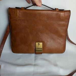 VINTAGE 70-80 Caramel Tan Shoulder Or Crossbody Leather Bag Comes With Keys
